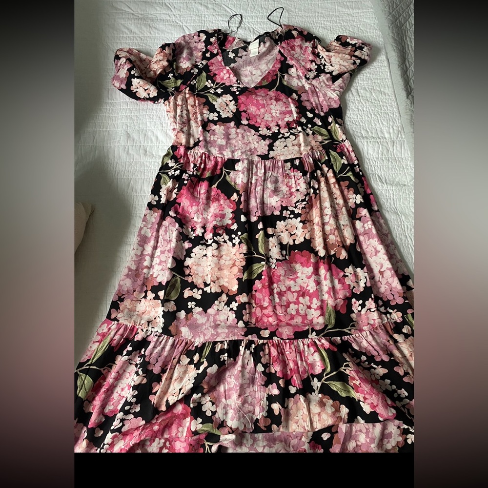 H&M never worn floral dress